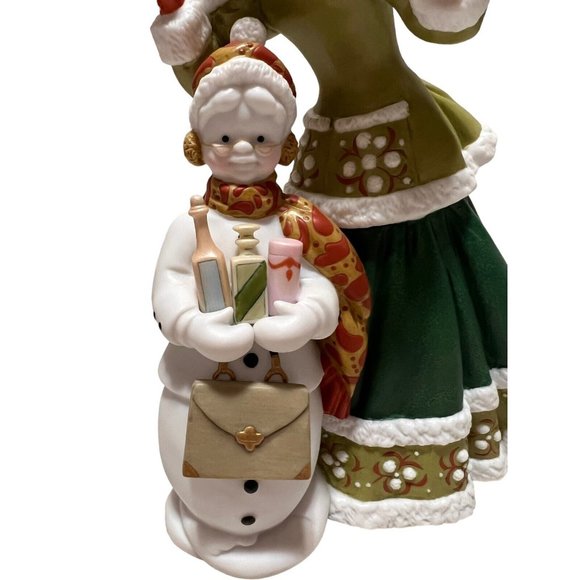 Avon Brand PC President’s Club 2003 Mrs. Albee Award Figurine - Picture 2 of 12